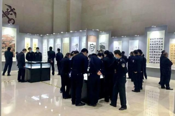 党旗飘扬保密护航 海关总署举办为期一周的“庆祝中国共产党成立100周年海关保密宣传教育作品展”-27.jpg