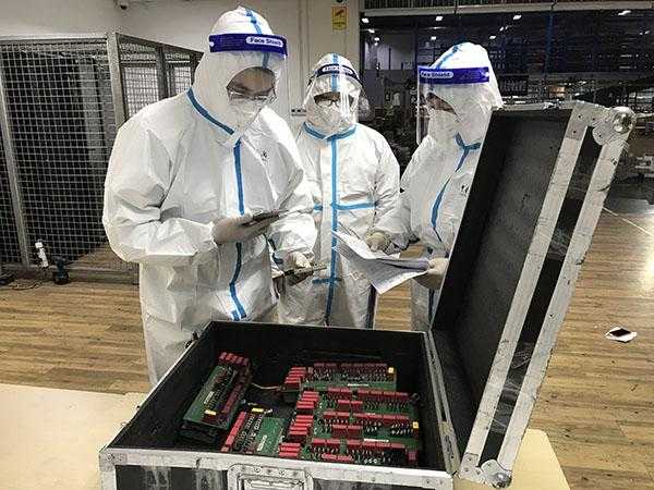 16块电源零件PCB板包装简陋外标积灰严重！上海海关查获一批“洋垃圾”-1.jpg
