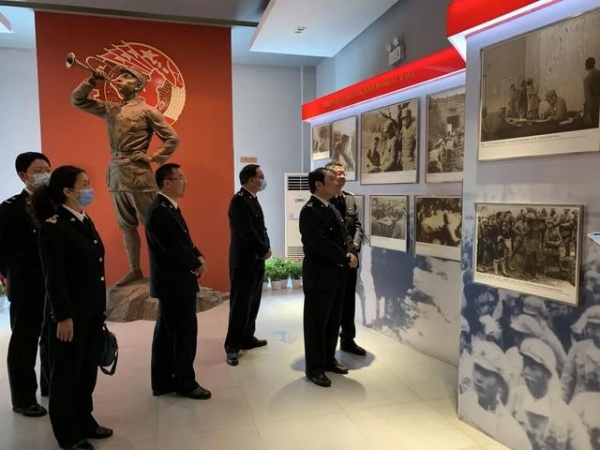 党史学习教育 | 统计分析处党支部、数据分中心党支部联合开展“传承红色基因 不忘初心使命”主题党日活动-9.jpg