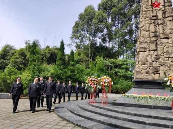 党史学习教育 | 统计分析处党支部、数据分中心党支部联合开展“传承红色基因 不忘初心使命”主题党日活动-16.jpg