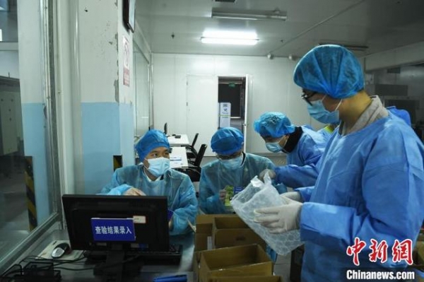 重庆西永保税仓跨境商品销售持续向好-3.jpg