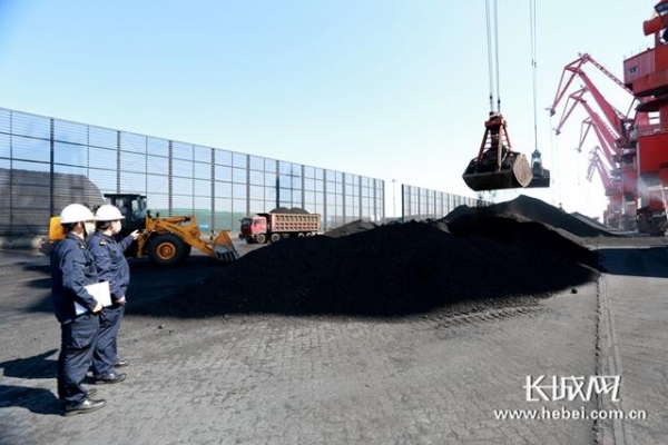 氟元素含量超标 石家庄海关退运5.87万吨不合格煤炭-2.jpg
