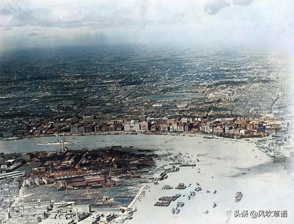 1927年，英国人航拍的上海外滩，海关大楼和沙逊大厦都在建造中-3.jpg