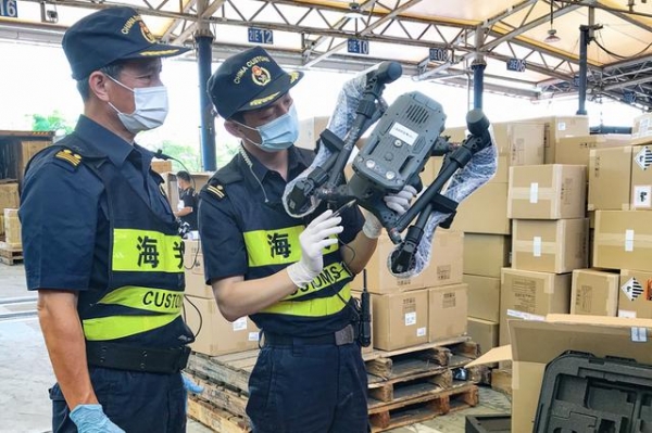 深圳海关：保障通关通畅安全 提升企业获得感-1.jpg