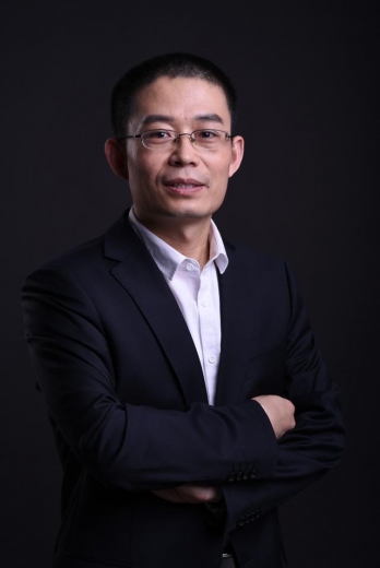 每经专访商务部研究院副院长崔卫杰：海南要避免“大进大出”贸易模式，自贸港建设要补齐产业支撑不足等短板-1.jpg