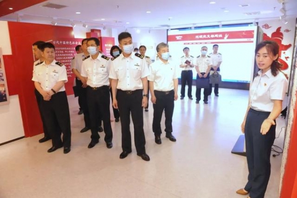 济南海关“企财保”试点再创新 试点工作现场考评走进鲁商财务公司-6.jpg