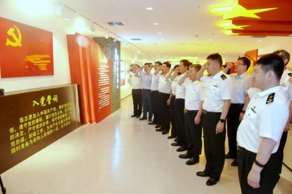 济南海关“企财保”试点再创新 试点工作现场考评走进鲁商财务公司-7.jpg