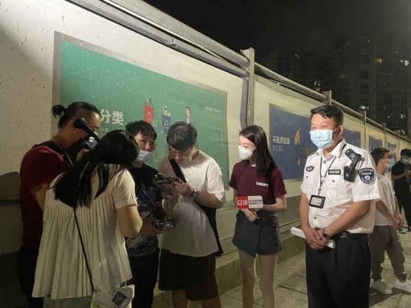 “降噪圳行动第二期”：高考前夜突查工地保税区中建八局工地超时施工被叫停-10.jpg