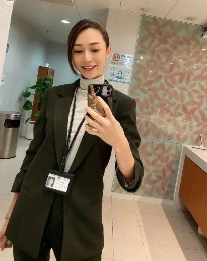 黄嘉雯做海关 日日似去饮-3.jpg