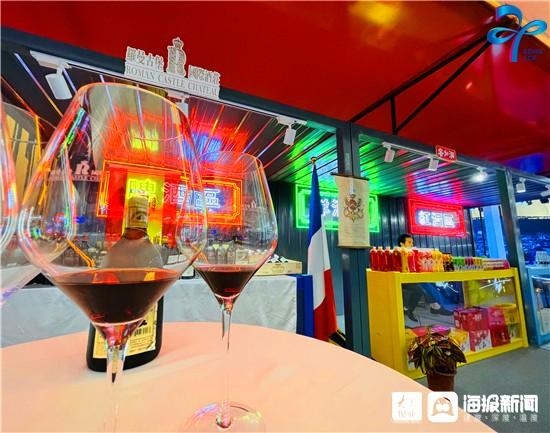 组图丨裸眼3D，美食美酒！鲁港进出口商品博览会逛起-3.jpg