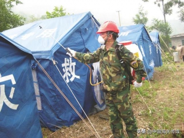 在党的旗帜下坚守国门（一）——风鹏正举，探索建立现代海关制度-4.jpg