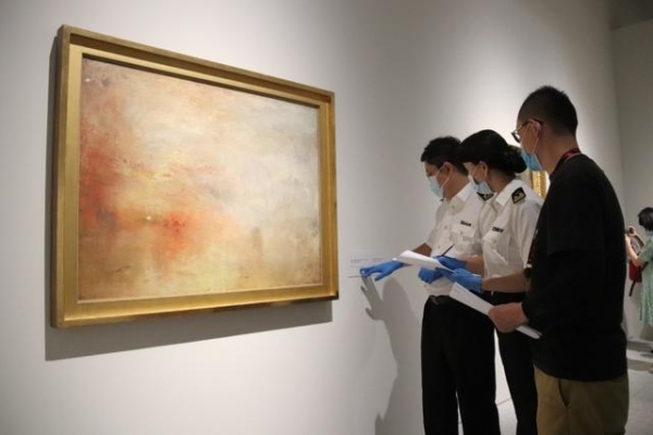 价值6亿多美元的境外展品，如何顺利来到浦东美术馆展出？上海海关贴身服务提供便利和保障-1.jpg