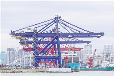 海南上半年货物贸易 进出口总额实现快速增长-1.jpg