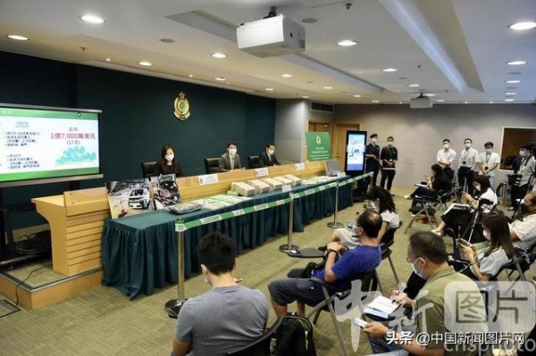 香港海关首次侦破跨境车司机协助洗黑钱案 涉及1.7亿港元-1.jpg