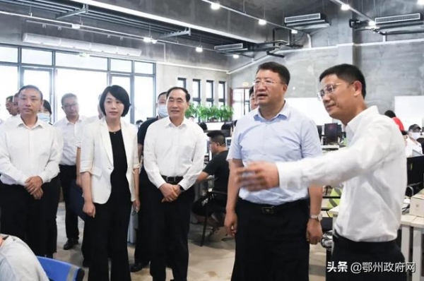 海关总署调研鄂州花湖机场项目-2.jpg
