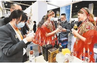 进出口贸易回稳向好-2.jpg