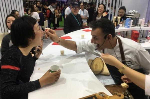 全球最大报关公司掌门人之变：不务正业当“群主”，还说“我只是小学生”……-9.jpg