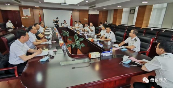 市长汤方栋带队赴大连海关协调支持开展跨境电商业务等有关工作-1.jpg