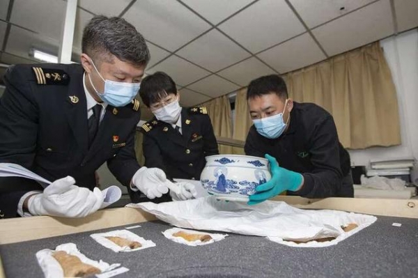 北京海关：多措并举助68件流失文物顺畅通关-2.jpg