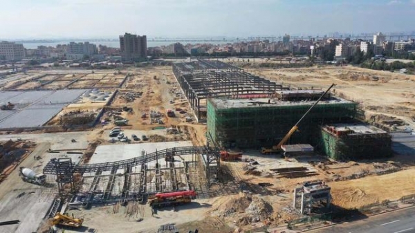 石湖港保税物流中心（B型）  综合楼封顶了-2.jpg