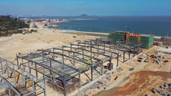 石湖港保税物流中心（B型）  综合楼封顶了-3.jpg