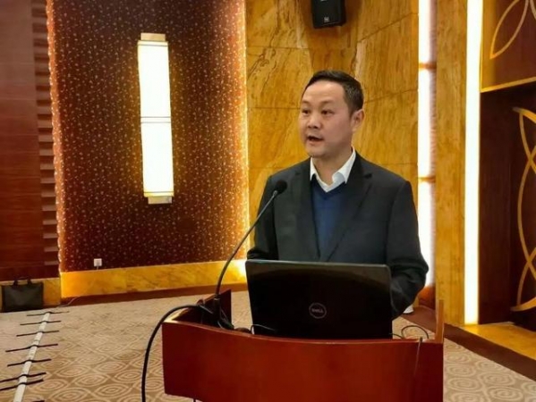 市商务局会同市企业家协会召开综合保税区政策环境恳谈会-5.jpg