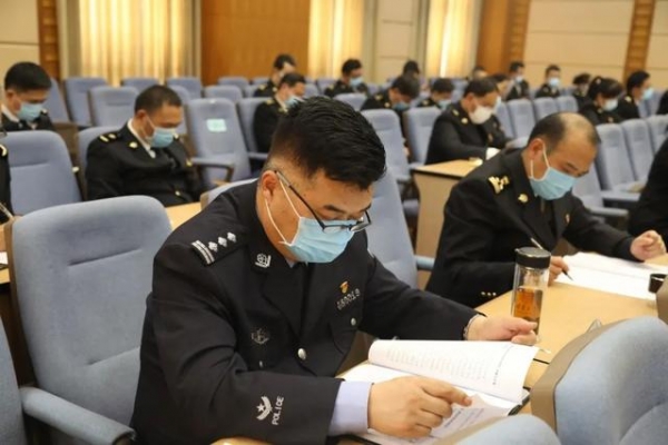 风顺正好扬帆时，砥砺奋进启航程-5.jpg