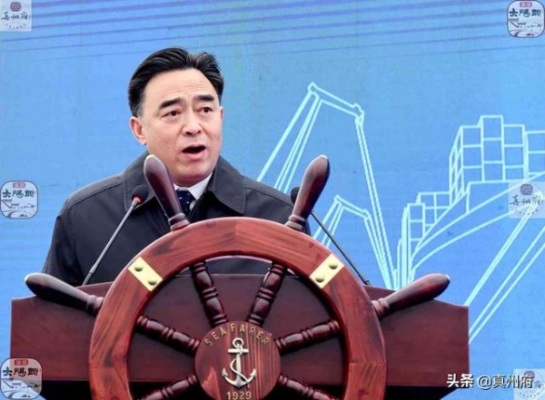 江苏仪征港务公用码头开港暨智能保税物流园开工-3.jpg