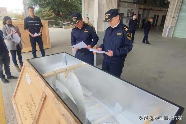 上海海关：支持保税展示新业态-2.jpg