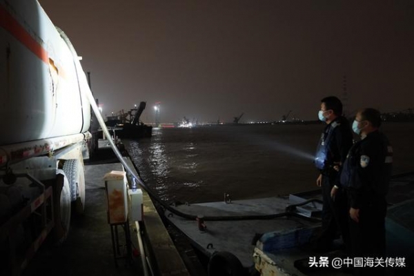 海关联合公安 打掉1个走私成品油犯罪团伙-2.jpg
