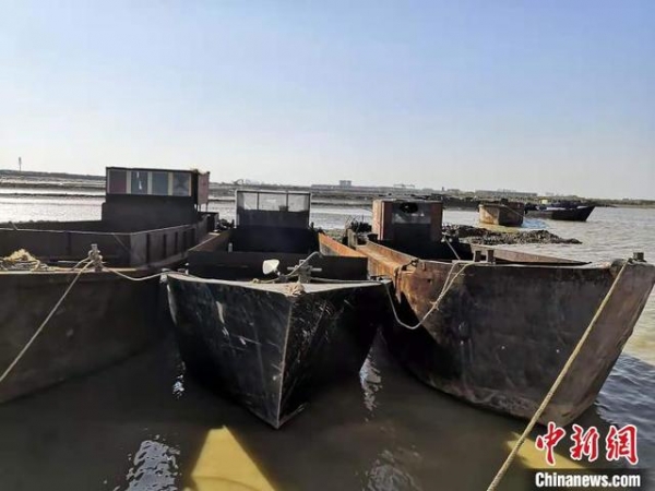 广州海关“破船行动”查获517艘“三无”走私船只-2.jpg