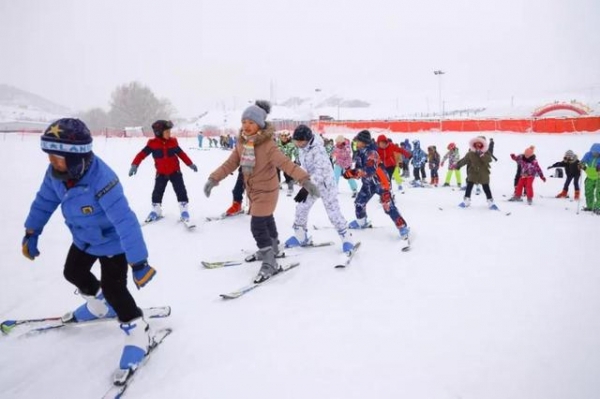 冬趣兰州新区，邀您畅享冰雪之旅！-6.jpg