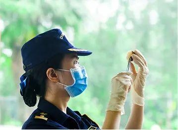 当好经济发展的推动者和对外开放的急先锋-13.jpg