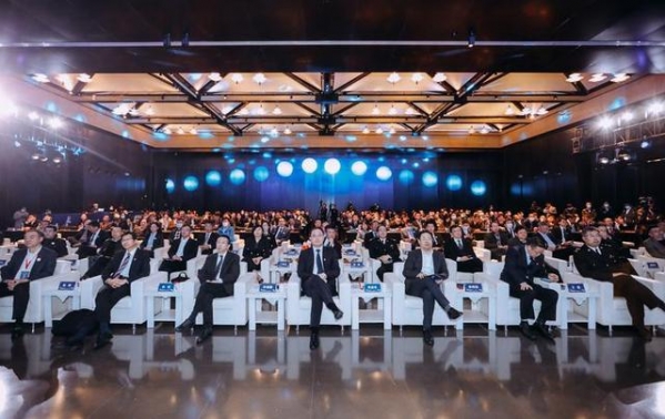 五个世界500强项目签约，嘉兴综合保税区B区再启航-1.jpg