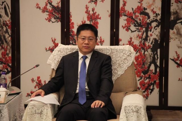 杨亚俊在南宁会见重要客商代表-2.jpg