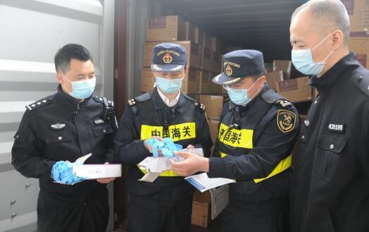 三家企业违法违规出口医用手套、口罩被曝光 海关总署七项惩戒措施让失信者无处遁行-1.jpg
