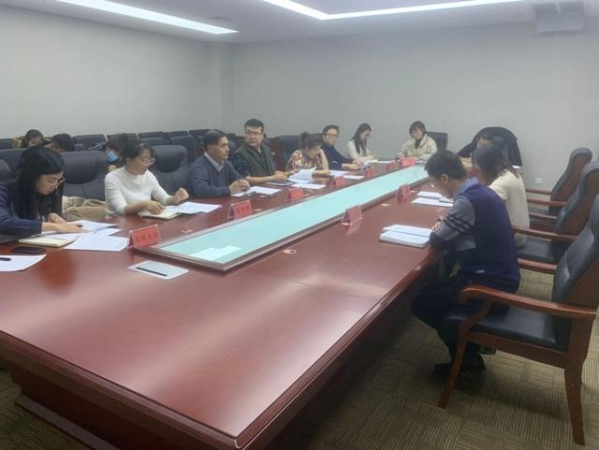 新区商文旅局召开全省文化旅游发展与自然文化遗产保护专题培训班会议精神传达学习会-1.jpg