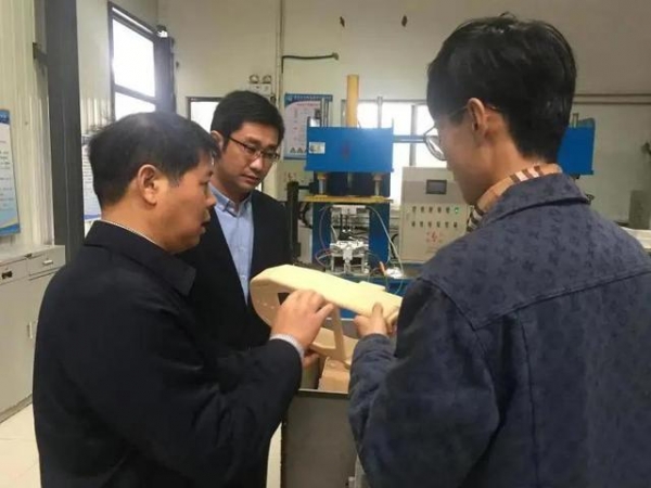 潍坊综合保税区建设管理局积极开展“双招双引”工作-2.jpg