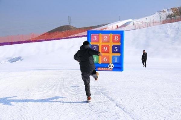 兰州新区全民冰雪旅游季拉开序幕！玩雪的走起，位置在这儿→-8.jpg