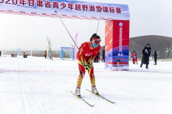 兰州新区全民冰雪旅游季拉开序幕！玩雪的走起，位置在这儿→-12.jpg