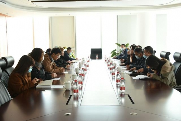 保税区人大代表与选民实地调研“面对面”-5.jpg
