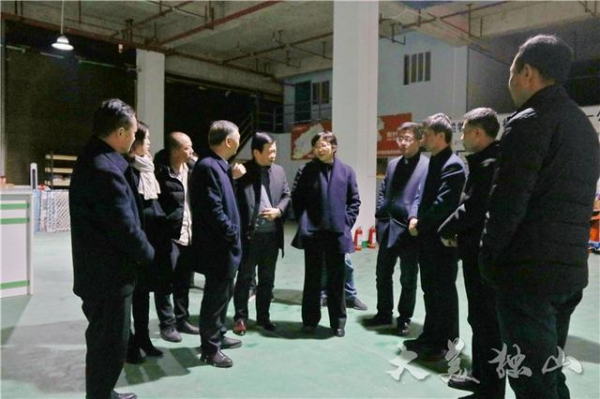 季泓到独山调研贵州南部物流中心和加工贸易区建设情况-4.jpg