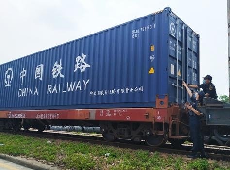 前11个月中国对东盟等前五大贸易伙伴进出口均增长-1.jpg