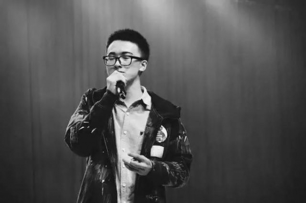 培训也不忘追星 | 饭圈人的自我修养-11.jpg