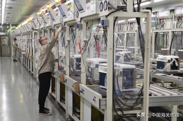 金浦海关：助力大连自贸区企业走向世界-2.jpg