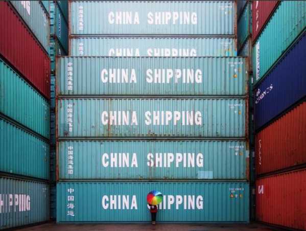逆风翻盘：全球贸易将下滑5.6%，中国创29亿元进出口总值纪录-2.jpg
