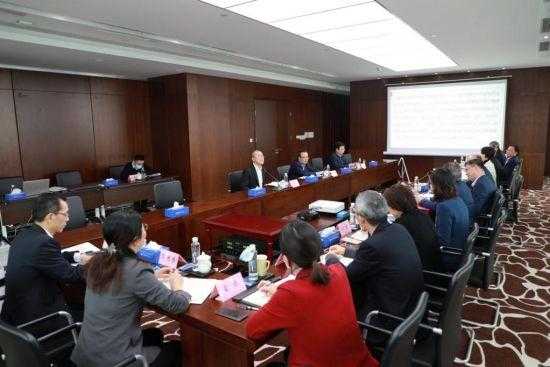 进出口银行党委副书记、副董事长、行长吴富林赴上海调研-1.jpg