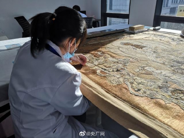 带你去看保税区里的“文物医院”-4.jpg