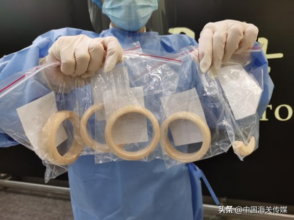 包裹锡箔纸也逃不过海关查验，象牙及制品禁止入境-2.jpg