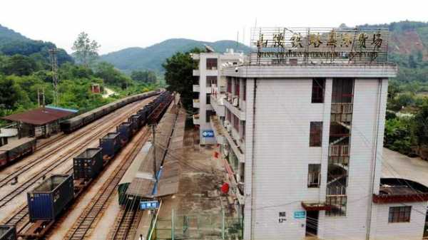 云南：今年中越国际铁路进出口货物超55万吨-1.jpg